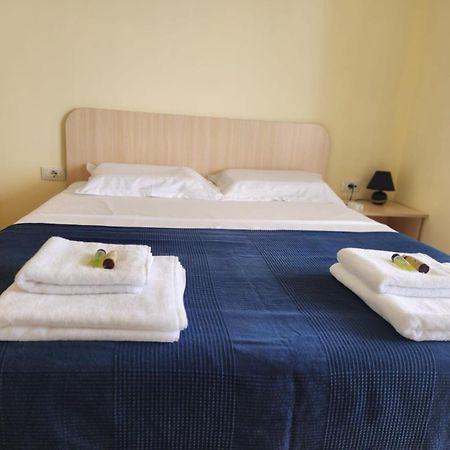 Matin Apartment Sea View Durrës Zewnętrze zdjęcie